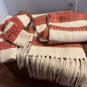Merona Cream Tan and Red Knit fringe scarf and matching lined gloves.